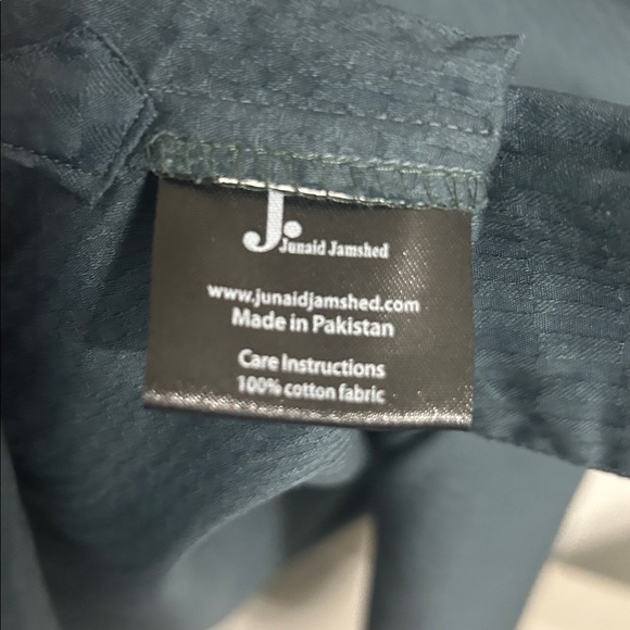 Green kurta kameez long top. Junaid jamshed brand. Traditional wear. 12-15 yrs - Picture 12 of 14